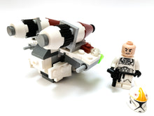 Incarca imaginea in Galerie, LEGO® 75076 ReGenerat Premium: Star Wars™ - Republic Gunship